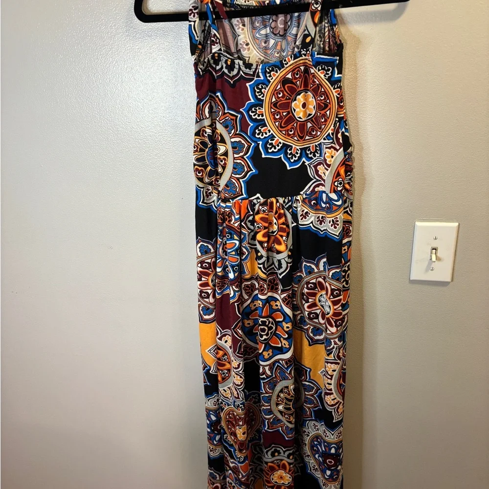 Colorful Patterned Maxi Dress - Picture 2 of 4